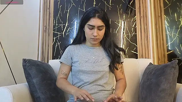 Julianas pm online show from 04/15/26, 05:31