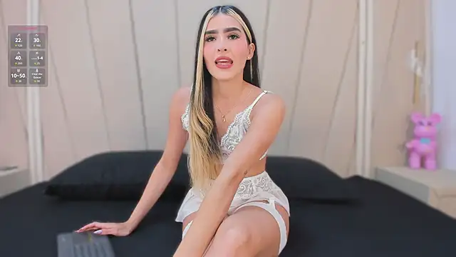 Sofia mercer online show from 05/07/26, 04:07