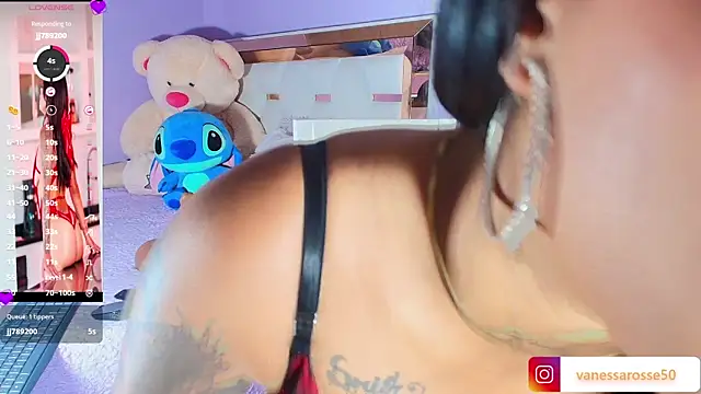 Snapshot of Julieth_Rossii chatting on 05/27/26, 03:36 Julieth Rossii online show from 05/27/26, 03:36