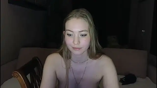 brandaanyy online show from 04/14/26, 07:58