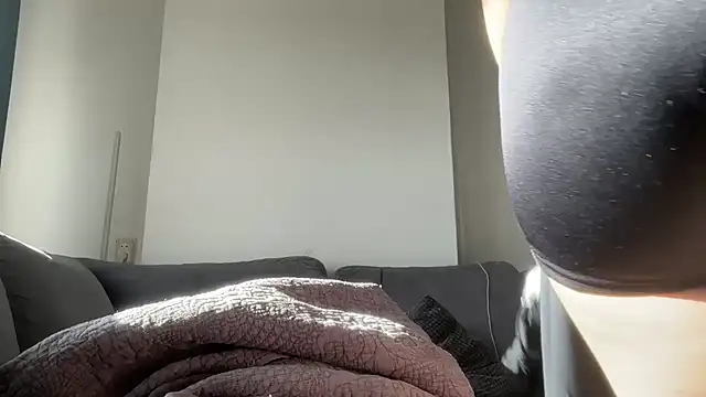 asianbbygyal online show from 04/19/26, 03:44