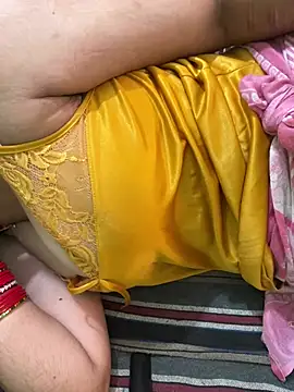 Snapshot of Cute_maari chatting on 05/28/26, 10:40 Cute maari online show from 05/28/26, 10:40