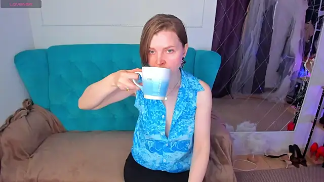 Snapshot of Liza__Evans chatting on 05/28/26, 01:58 Liza Evans online show from 05/28/26, 01:58