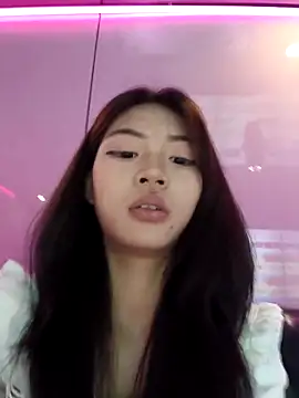 xiaobei-521 online show from 04/15/26, 02:24