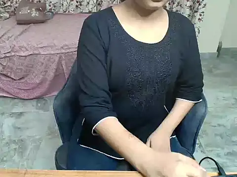 Avni-kumarii online show from 06/04/26, 04:07