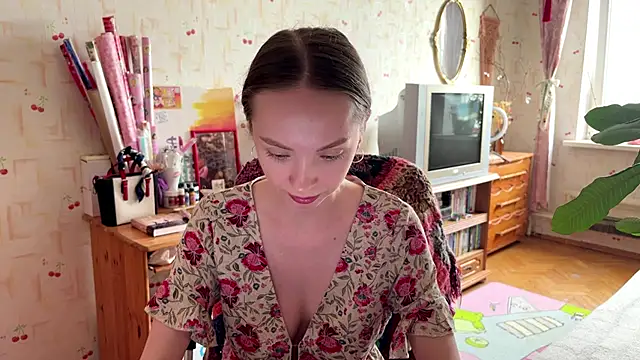 Snapshot of AdriannaBill chatting on 06/07/26, 04:00 AdriannaBill online show from 06/07/26, 04:00