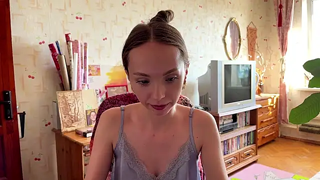 Snapshot of AdriannaBill chatting on 06/18/26, 03:05 AdriannaBill online show from 06/18/26, 03:05