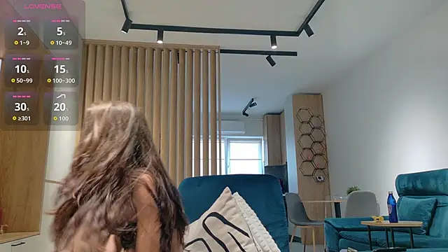 Tiny Blush online show from 06/07/26, 06:28