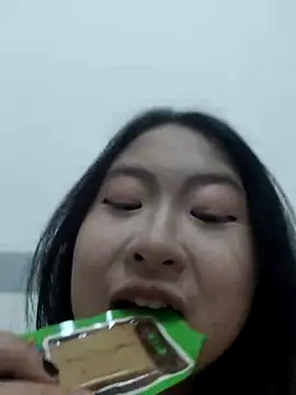 leexmm online show from 04/16/26, 10:27