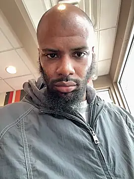 Zion2150 online show from 04/19/26, 03:22