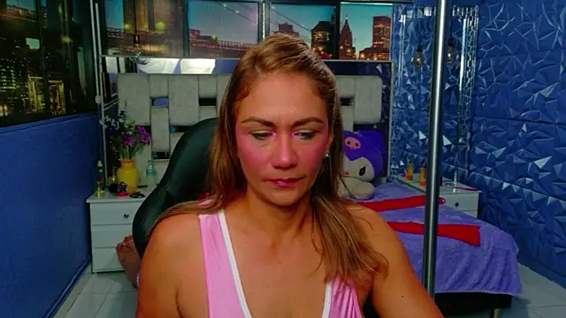 MirandaCeleste online show from 04/18/26, 01:15