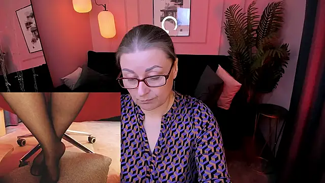 Snapshot of Alexandra_Kind chatting on 04/29/26, 08:48 Alexandra Kind online show from 04/29/26, 08:48