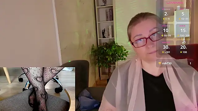Snapshot of Alexandra_Kind chatting on 05/20/26, 08:48 Alexandra Kind online show from 05/20/26, 08:48