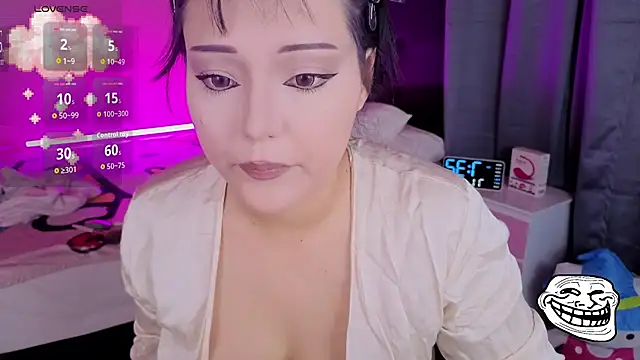 Snapshot of sophiepixel chatting on 07/01/26, 03:19 sophiepixel online show from 07/01/26, 03:19