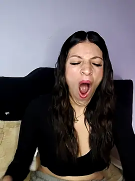 Snapshot of tina_sussy chatting on 07/01/26, 02:07 tina sussy online show from 07/01/26, 02:07