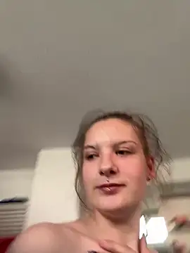 Lisa-Marie22 online show from 04/20/26, 12:41