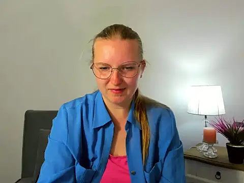 RoseTeacherX online show from 04/30/26, 05:19