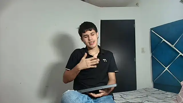 EdwinBoys online show from 06/26/26, 01:04