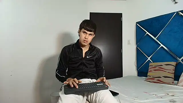 EdwinBoys online show from 07/09/26, 01:26