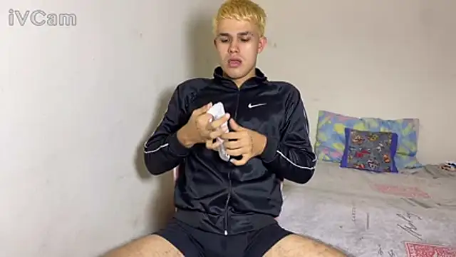 EdwinBoys online show from 07/18/26, 02:16