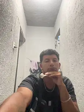 Alcantar01 online show from 05/17/26, 10:39