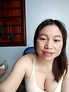 Cong2211 online show from 04/24/26, 01:35