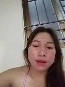 Snapshot of Cong2211 chatting on 06/15/26, 10:45 Cong2211 online show from 06/15/26, 10:45