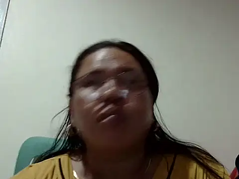 HottyCurlyPeanut online show from 04/15/26, 04:47