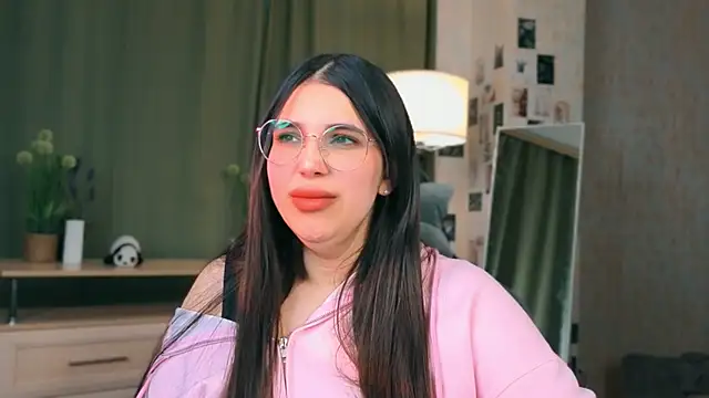 18 yo talent online show from 04/20/26, 02:36