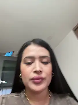 Snapshot of Sara_fun chatting on 02/19/25, 04:55 Sara fun online show from 02/19/25, 04:55