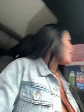 Snapshot of Sara_fun chatting on 03/13/25, 03:06 Sara fun online show from 03/13/25, 03:06