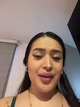 Snapshot of Sara_fun chatting on 11/08/25, 04:07 Sara fun online show from 11/08/25, 04:07