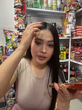 Sara fun online show from 11/26/25, 07:37