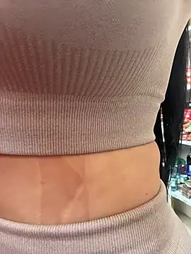 Sara fun online show from 12/14/25, 05:18