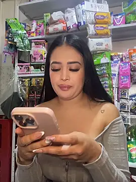 Sara fun online show from 04/05/26, 05:54