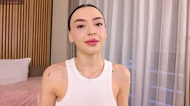 AlissaMarks online show from 06/04/26, 03:01