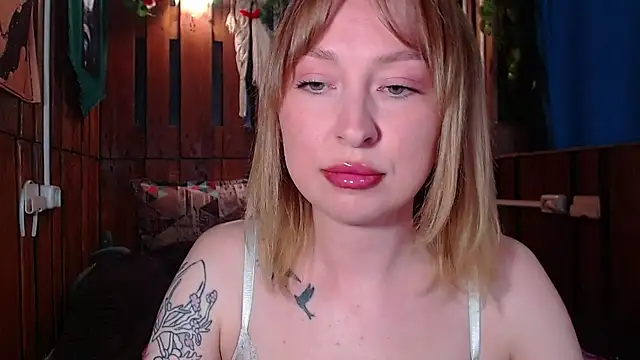 Snapshot of Mimi-Deep chatting on 06/19/26, 07:34 Mimi-Deep online show from 06/19/26, 07:34