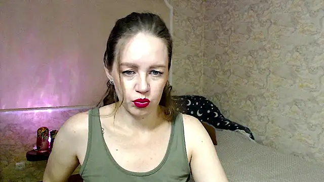 Snapshot of Fern_Lust chatting on 07/03/26, 01:28 Fern Lust online show from 07/03/26, 01:28