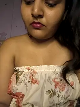 Snapshot of PunkTiling chatting on 04/21/26, 01:53 PunkTiling online show from 04/21/26, 01:53