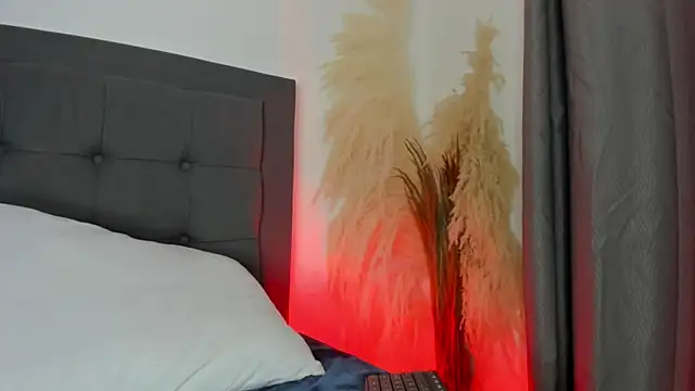 hanna-baker01 online show from 06/23/26, 03:10