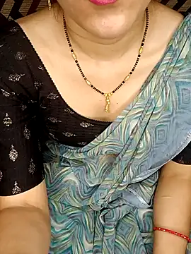 Sexy Hena 69 online show from 04/24/26, 04:31