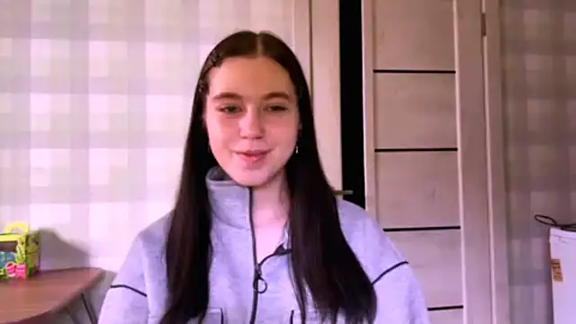 Bubble Eva online show from 04/16/26, 05:41