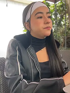 CatalinaSantana Pinkk online show from 04/17/26, 06:00