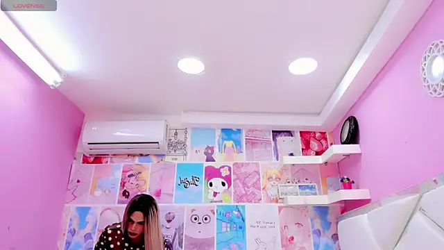 Snapshot of ValeriQueen chatting on 05/19/26, 12:55 ValeriQueen online show from 05/19/26, 12:55