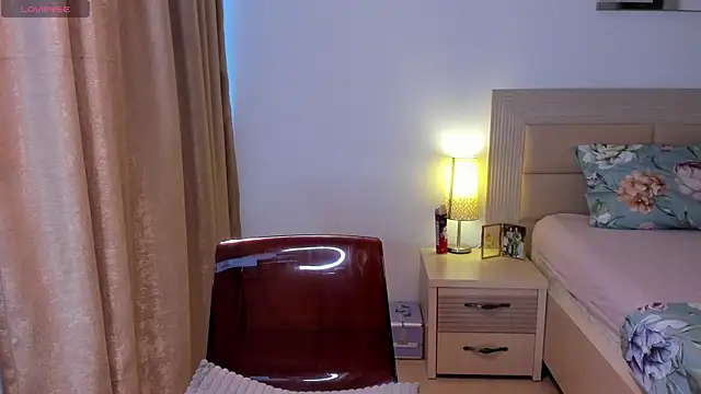 Snapshot of CandyElla_ chatting on 07/02/26, 05:30 CandyElla online show from 07/02/26, 05:30