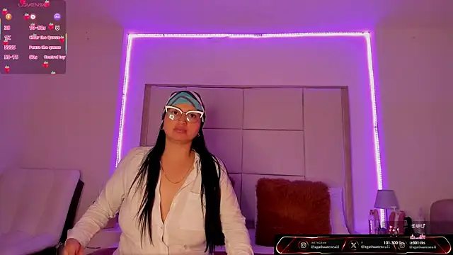 Snapshot of Agatha_Atenea11 chatting on 05/01/26, 02:27 Agatha Atenea11 online show from 05/01/26, 02:27