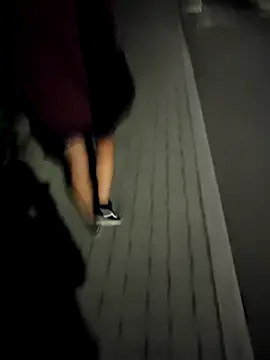 Ninileo online show from 04/24/26, 08:33