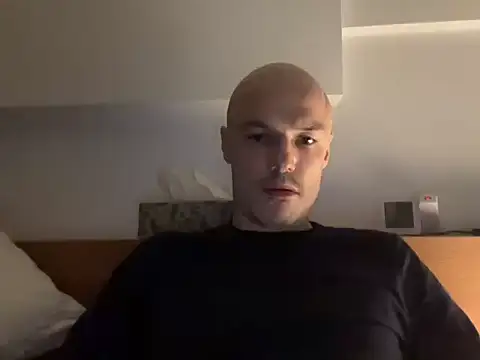 HORNY X boy online show from 04/17/26, 01:08