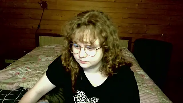 Snapshot of Sara_del_Sun chatting on 05/08/26, 08:19 Sara del Sun online show from 05/08/26, 08:19