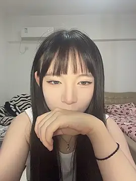 Snapshot of nide-baby chatting on 05/17/26, 04:14 nide-baby online show from 05/17/26, 04:14